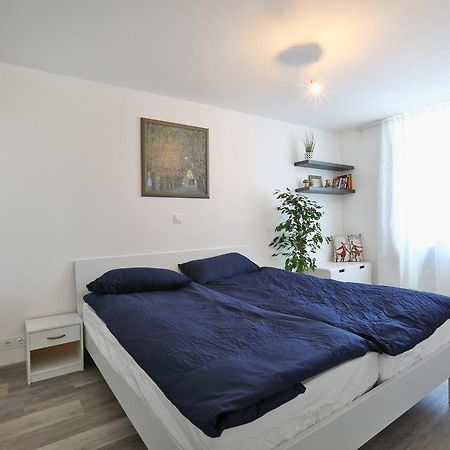 Castleview Apartment Любляна Екстериор снимка