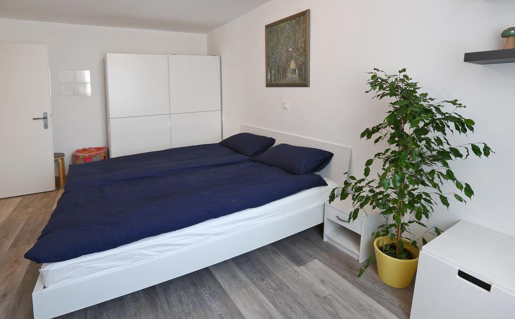 Castleview Apartment Любляна Екстериор снимка